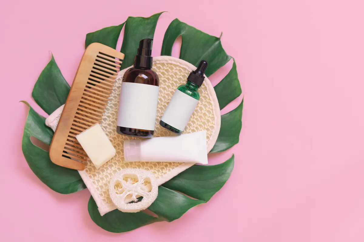 Jakie wcierki do włosów są najlepsze? Ranking, składniki i efekty [2025]